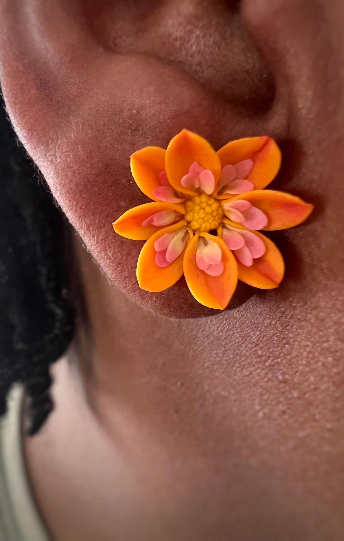 Collarette Dahlia mini studs: Annie Joy