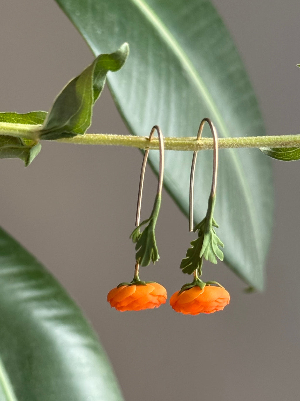Ranunculus Dangles: Orange
