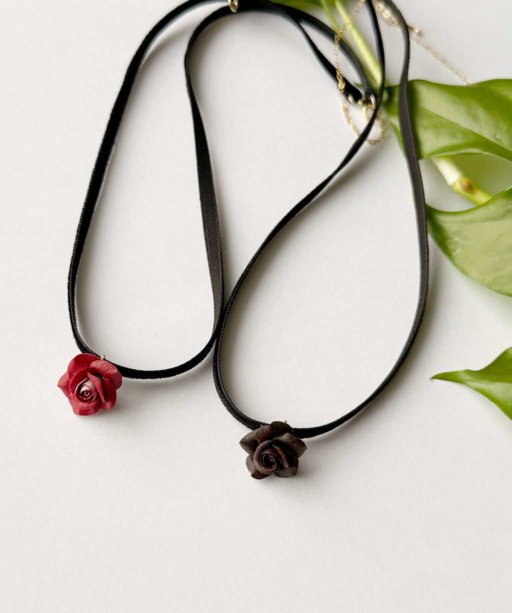 Hydrid Made-To-Order: Roses Choker