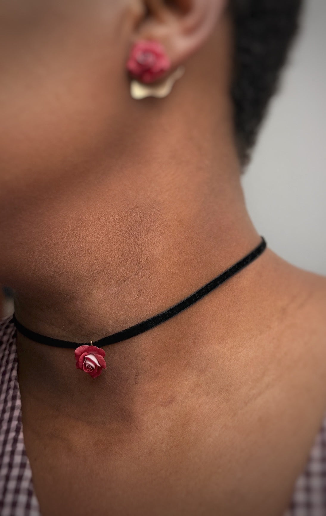 Hydrid Made-To-Order: Roses Choker
