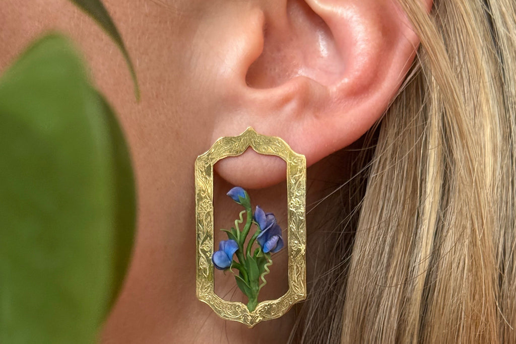 ENTANGLED ROOTS X MOACHIM ATELIER COLLECTIVE DESIGN: SWEET PEA STUDS: PREORDER