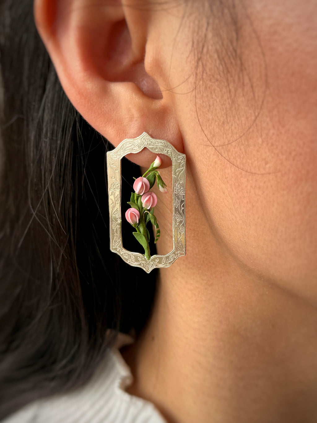 ENTANGLED ROOTS X MOACHIM ATELIER COLLECTIVE DESIGN: SWEET PEA STUDS: PREORDER
