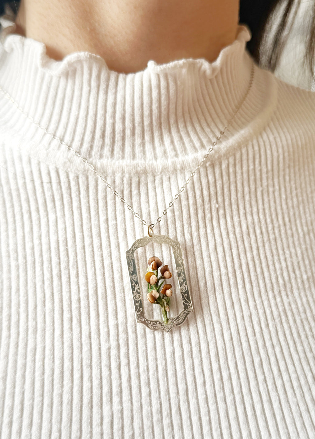 ENTANGLED ROOTS X MOACHIM ATELIER COLLECTIVE DESIGN: SWEET PEA NECKLACE: PREORDER